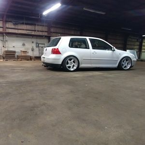 Meet your Posher, Zach